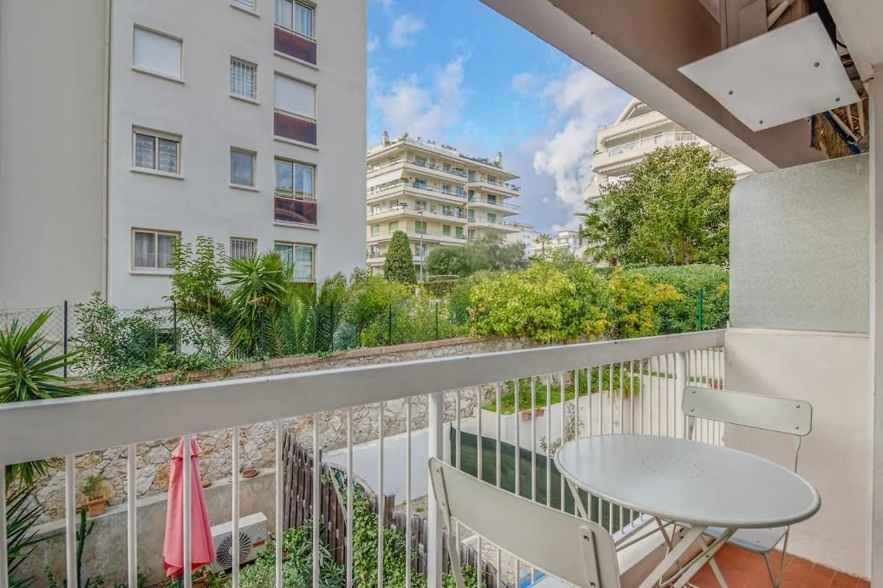 Guestready - Superb Studio Near Croisette Blvd Apartment Cannes France