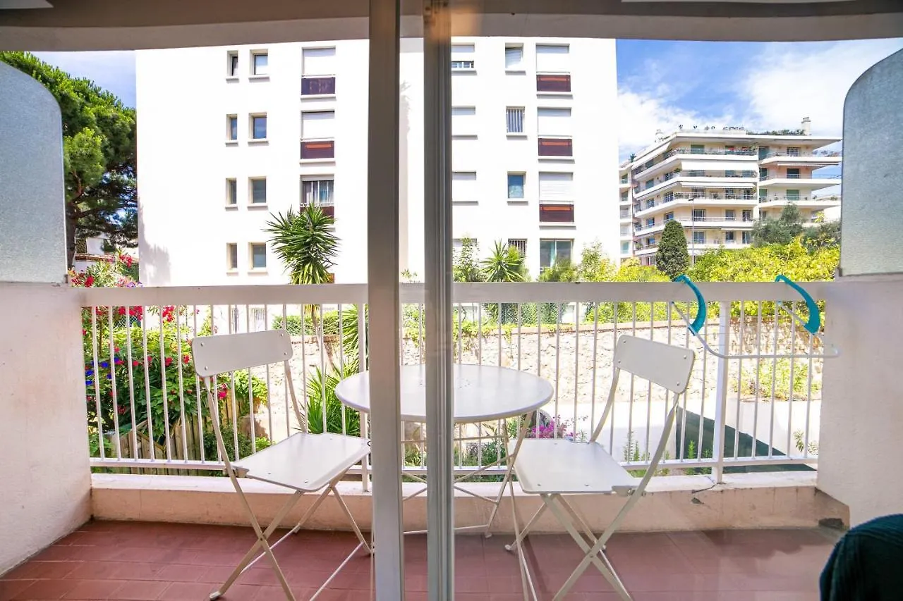Guestready - Superb Studio Near Croisette Blvd Apartment Cannes 0*,  France