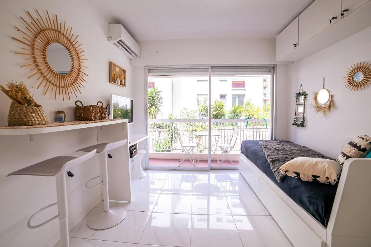 Guestready - Superb Studio Near Croisette Blvd Apartment Cannes 0*,
